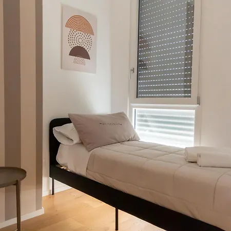 Gv Luxury Apartamento *